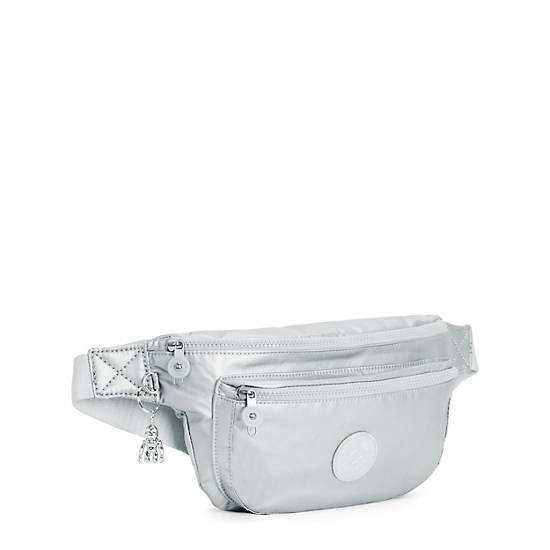 Cangurera Kipling Yasemina Extra Large Metallic Plateados | MX 1016CT